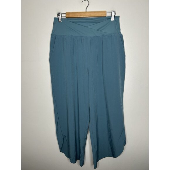 Halara Breezeful Blue High Rise Crossover Waist Cropped Pants Size Large Petite - Picture 1 of 9